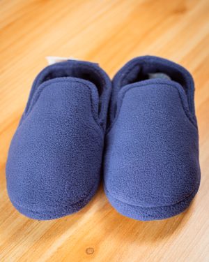 Kids Slippers by Arizona