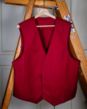 Vest, Maroon No buttons, No pockets